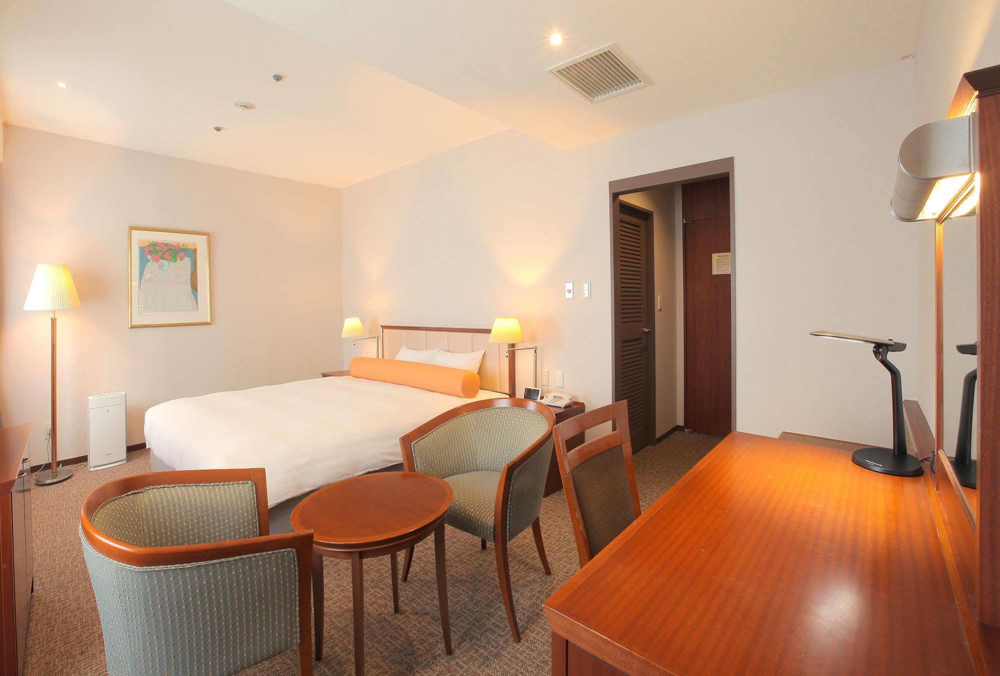 Odakyu Station Hotel Hon-아츠기 외부 사진